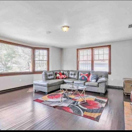 Comfy Pet Friendly Home In Jacksonville Mins To Downtown'S Exterior photo