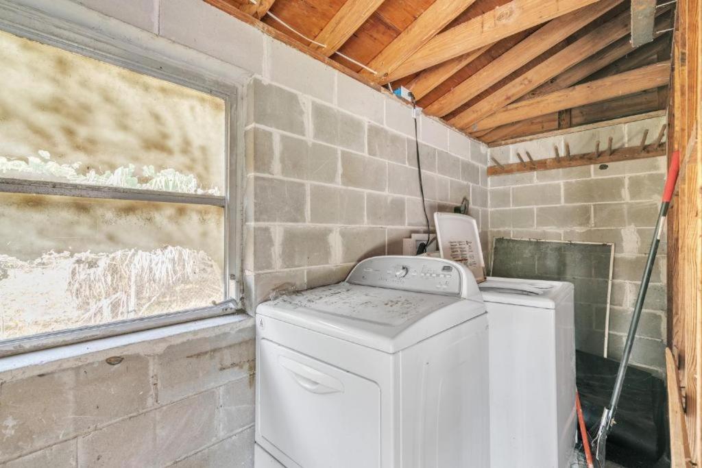 Comfy Pet Friendly Home In Jacksonville Mins To Downtown'S Exterior photo