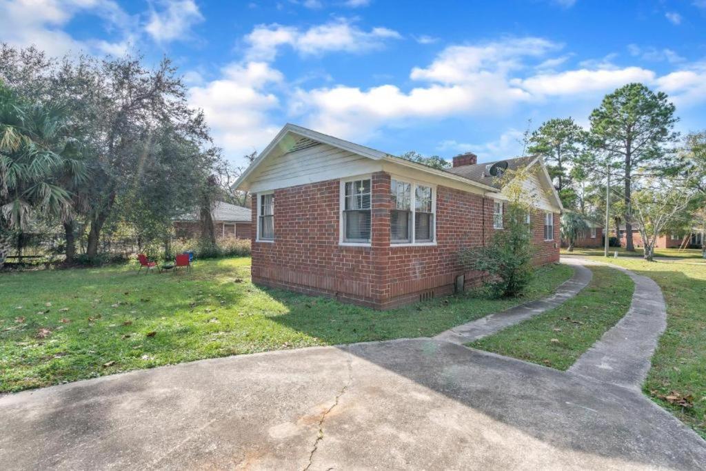 Comfy Pet Friendly Home In Jacksonville Mins To Downtown'S Exterior photo